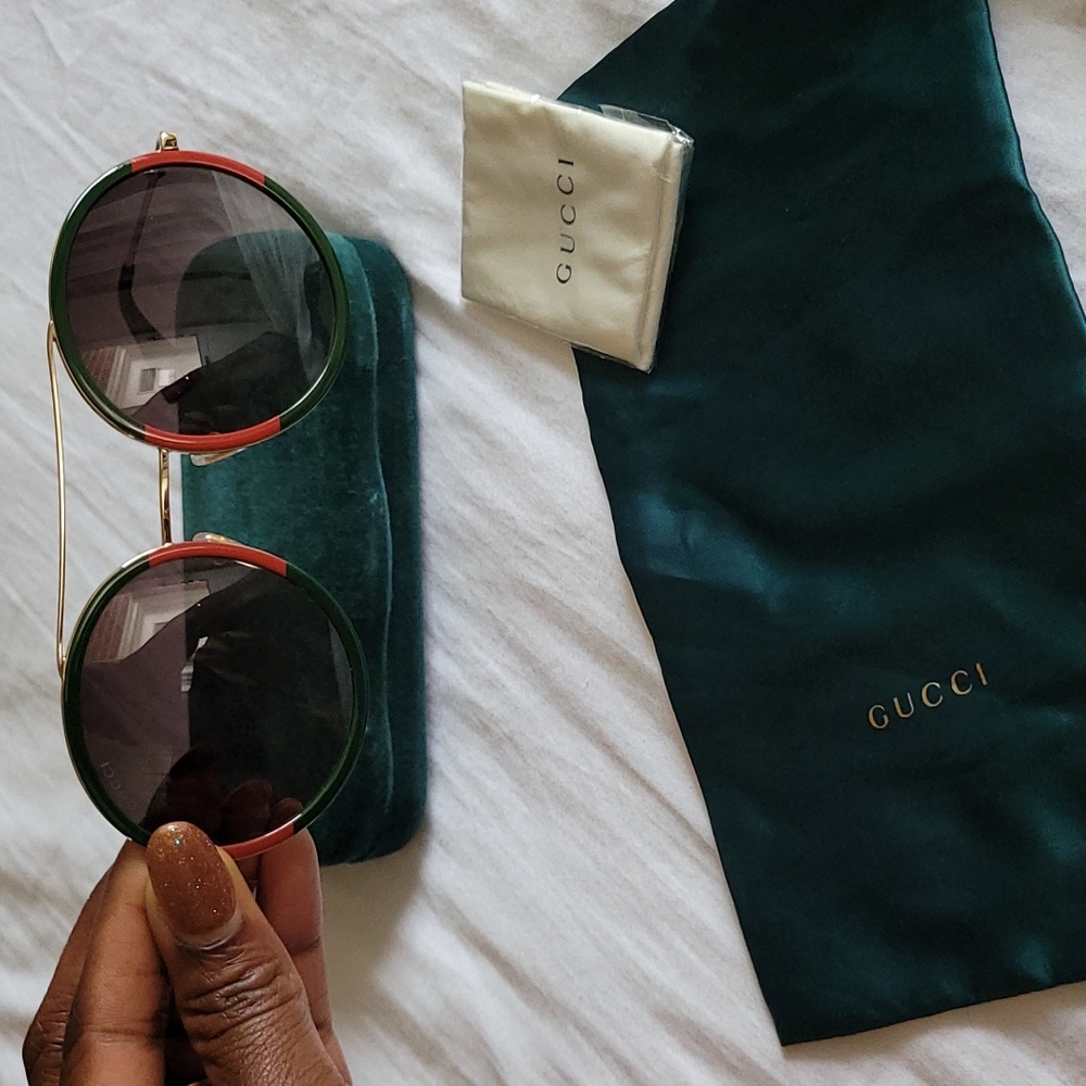 Gucci Round Sunglasses - Picture 8 of 9